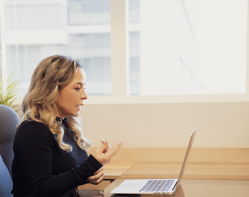 O impacto do trabalho na saúde mental: entre realização e esgotamento.
